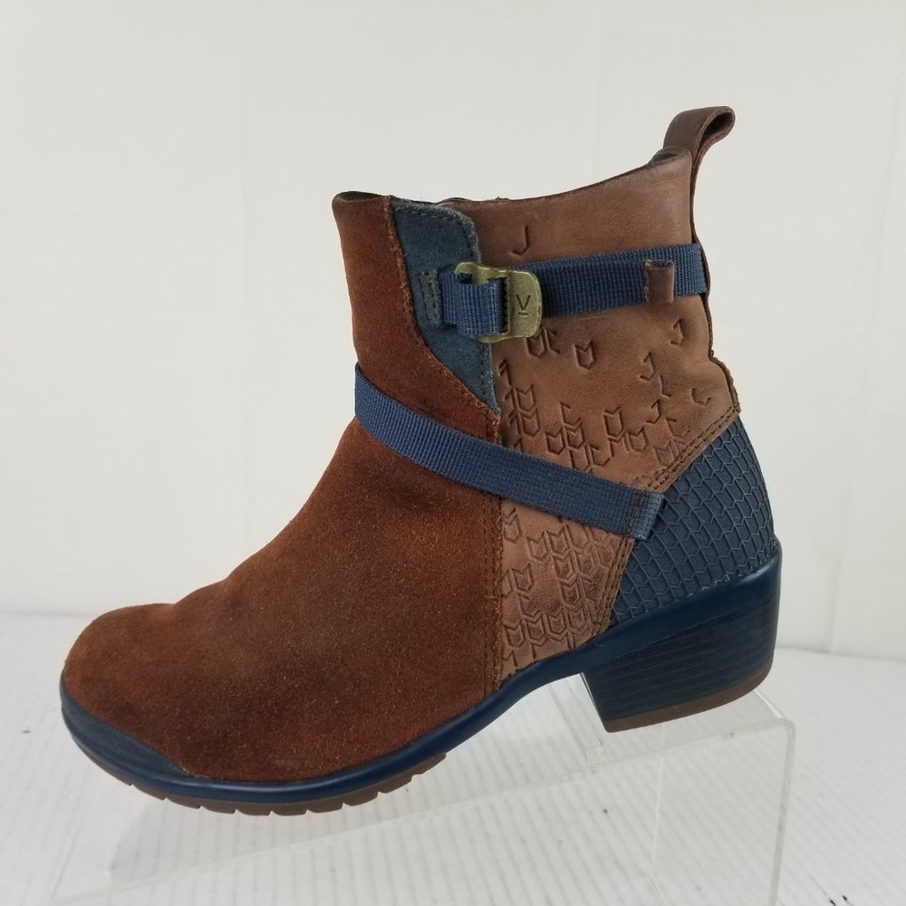 KEEN Morrison Sz 6.5 Mid Ankle Boots Brown Suede